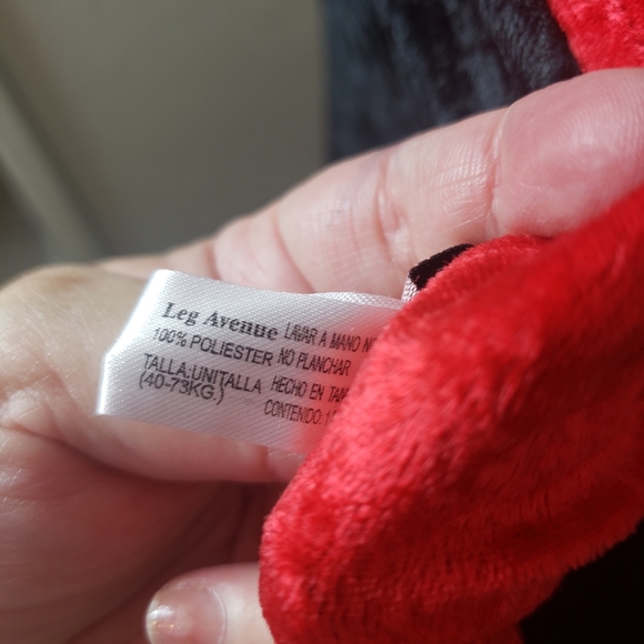 Velour reversible cape - Picture 8 of 8